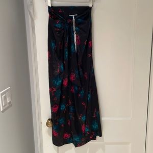 Orchid print long slit Ganni skirt with a peek a boo stomach silk size 36